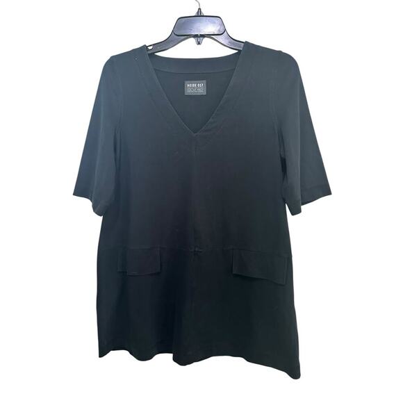 Heide OST Women's Black V-neckline Short Sleeves Oversized T-Shirt Size Medium - Picture 1 of 5